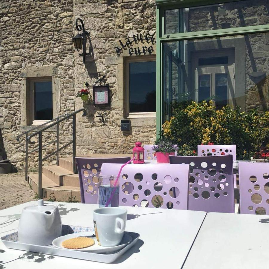 Auberge à la Vieille Cure Arandas Esterno foto